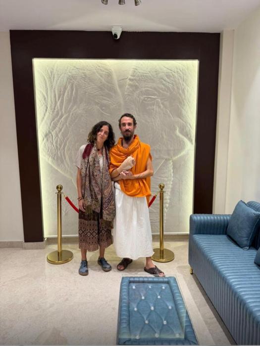 The Western Grand - A Luxury Hotel - Just 6 Mins from CP and New Delhi Station