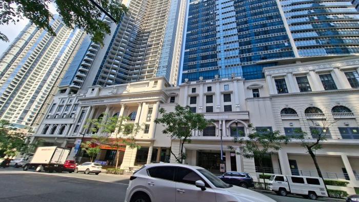 Mysuites2go 6S UPTOWN PARKSUITES T2