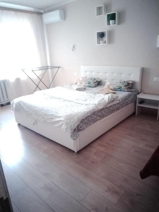 Heroiv Dnipra Street 40-B