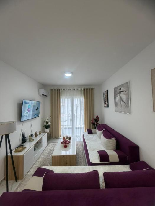 Budva stan za izdavanje sezona 2026