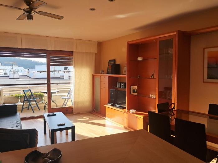 APARTAMENTO de 3 HABITACIONES a 2 MINUTOS DE LA PLAYA