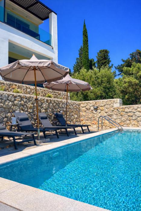 Irida luxury maisonette