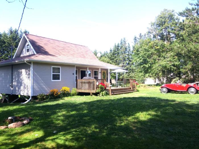 Little Eden Summer Beach Home