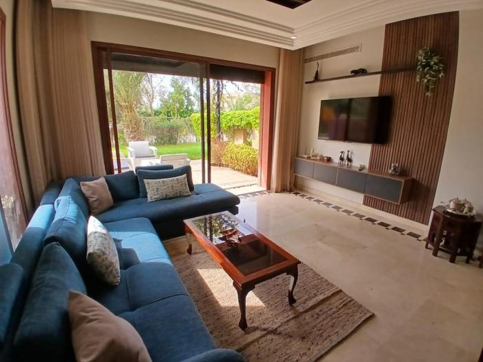 VIZIR - Bel appartement en rez-de-jardin