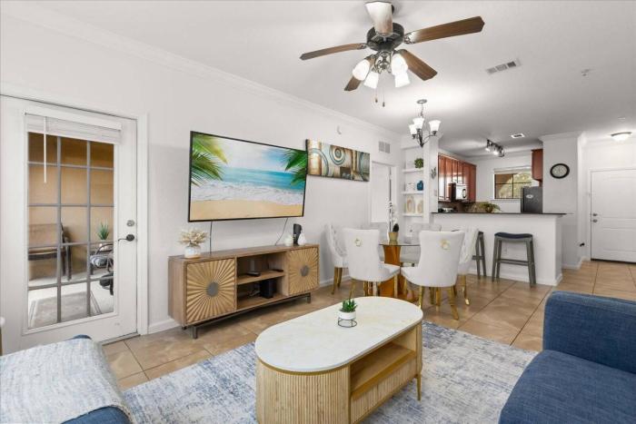3 Bd 3 Ba Bella Piazza 912-212 Cp