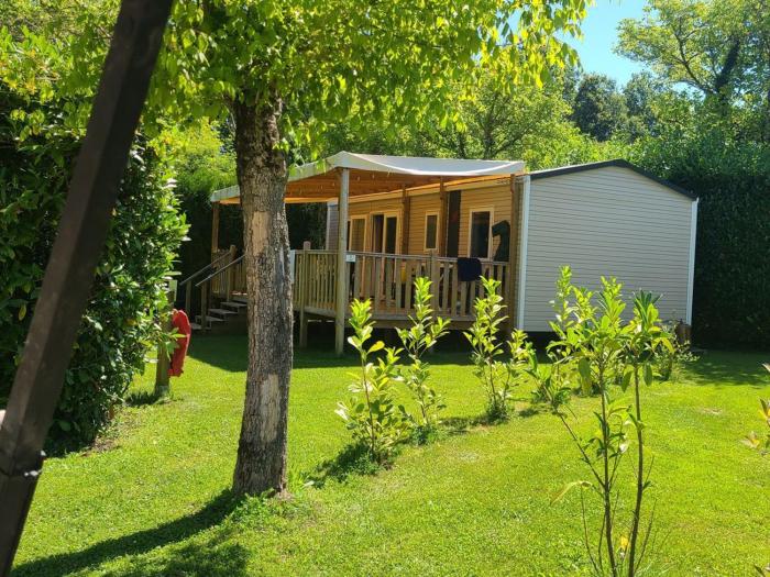 Mobil-home - animaux OK - 6 pers. - API-1-52-2429