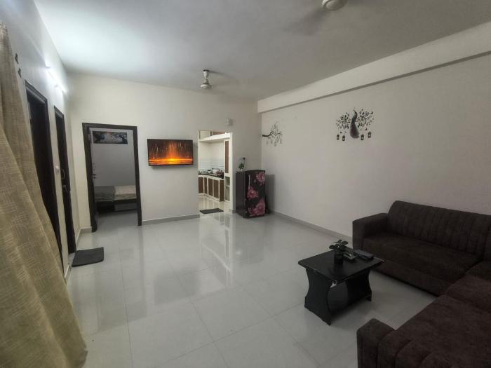 Vistara Stays Luxury 1BHK in Madhapur Near Hitech City