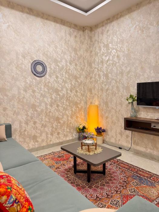 Cozy Aangan, Calm & Comfortable 1BHK