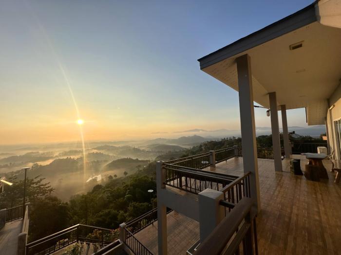 Tsuya Hill Private Mountain View Villa, Chiang Rai