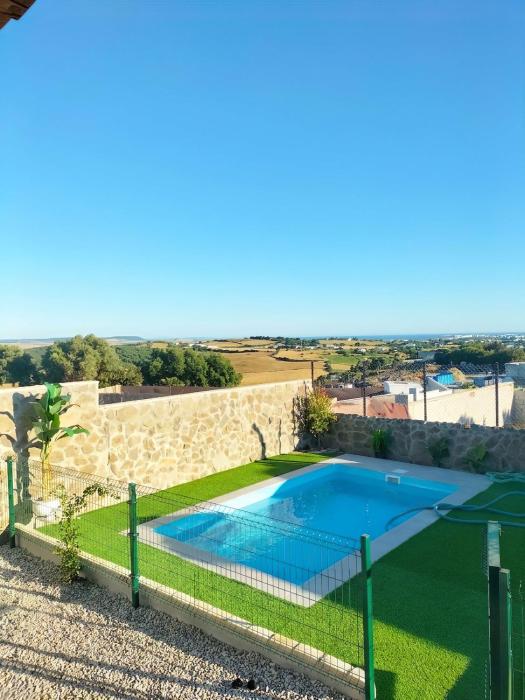 Chalet con piscina cerca de la playa