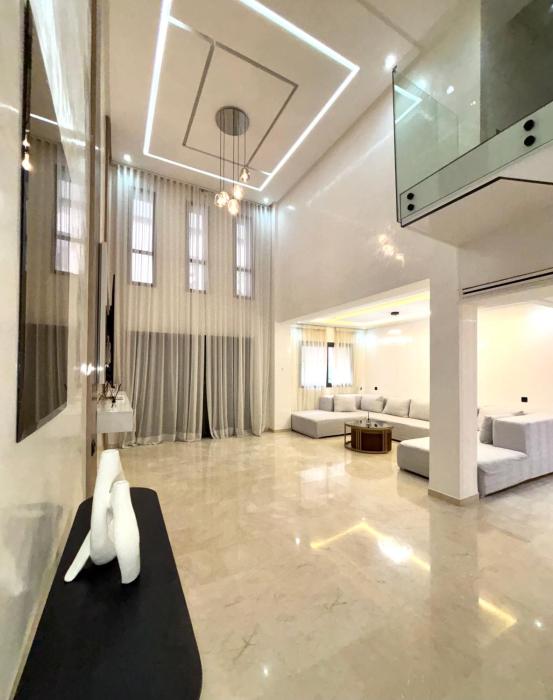 Duplex Luxe Piscine Menara Garden 3 Suites Terrasse Privé