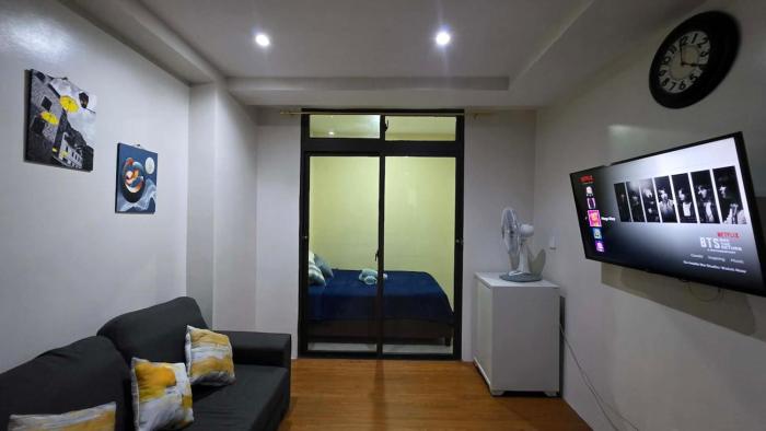 Megastay Near Burnham SM - Fast WiFi - Netflix