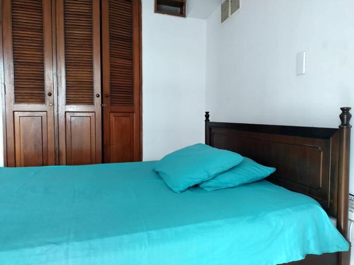 Apartamento De Dos Habitaciones Bien Ubicado