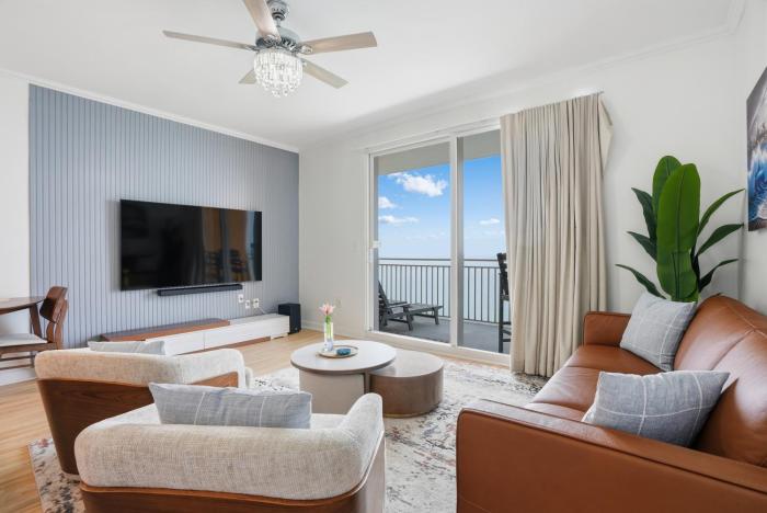 Splash Resort, 16th floor, Oceanfront, 1BR Sleeps 6, Lazy River & Water Park