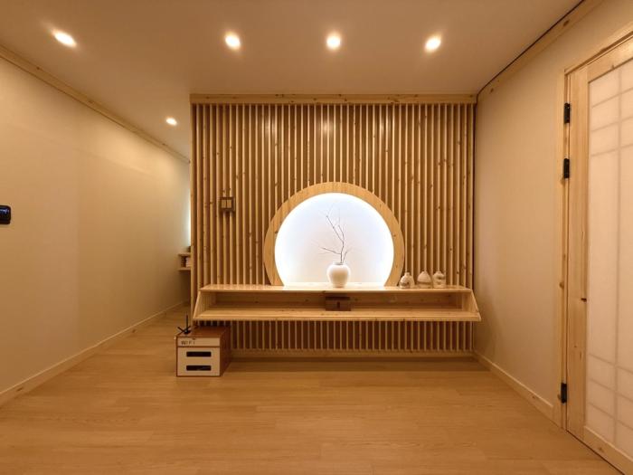 Alley Hanok Stay - A charming accommodation in the original downtown areayou can experience the hanok and Busan