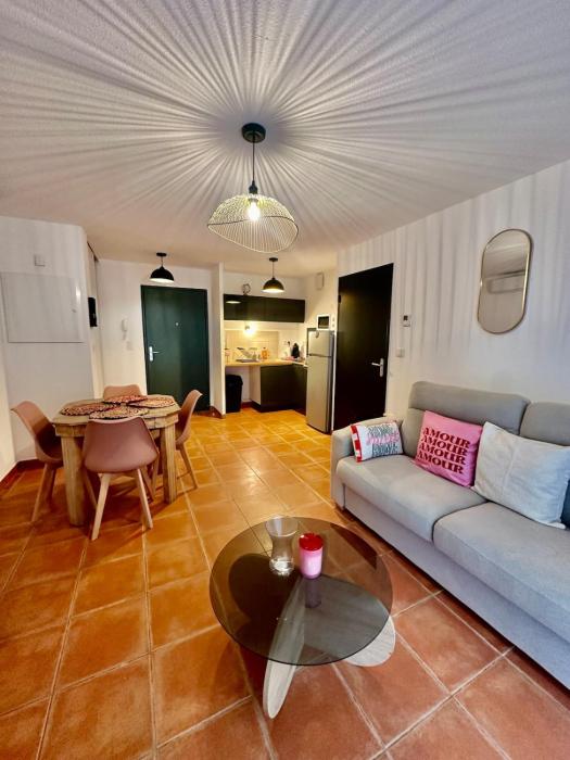 Charmant appartement lumineux avec terrasse