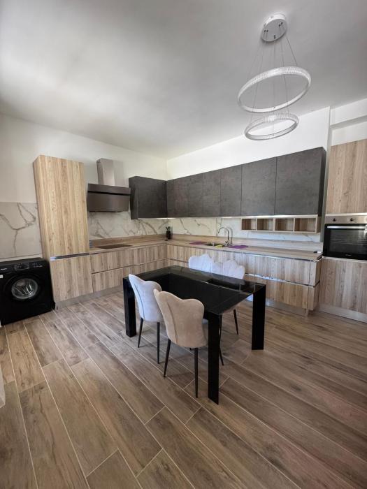 Rome 30 min Spacious Villa with Balcony