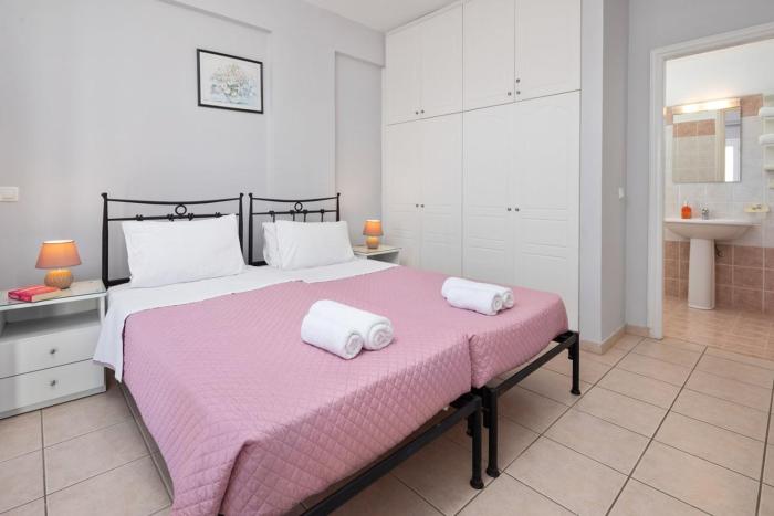 Villa Eleni Sinies by Villa Select