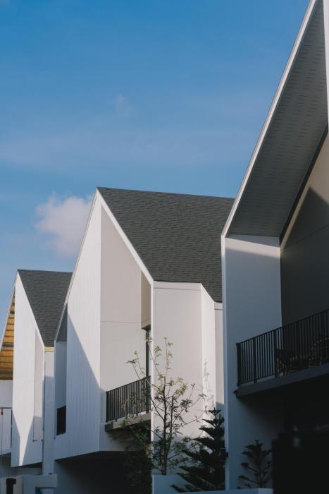 BangTao 4-Bedroom Brand New Modern Luxury Villa 2025 Minimalist Design Spacious 15-meter L-Shaped Swimming Pool Ideal for Guests