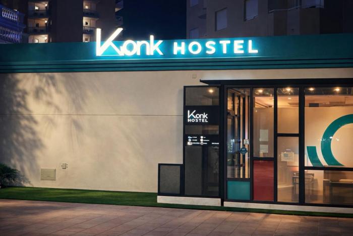 Konk Hostel