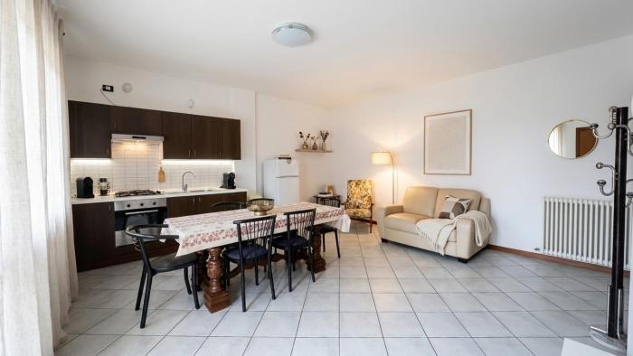 86 Trilocale con ingresso indipendente