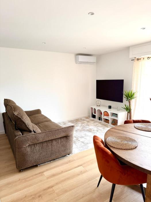 Cozy apartment, 15 minute walk from La Croisette