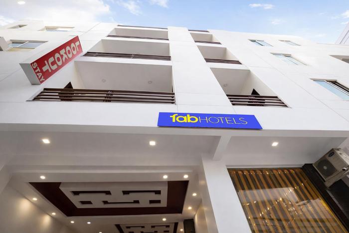 FabHotel Lookout Stay