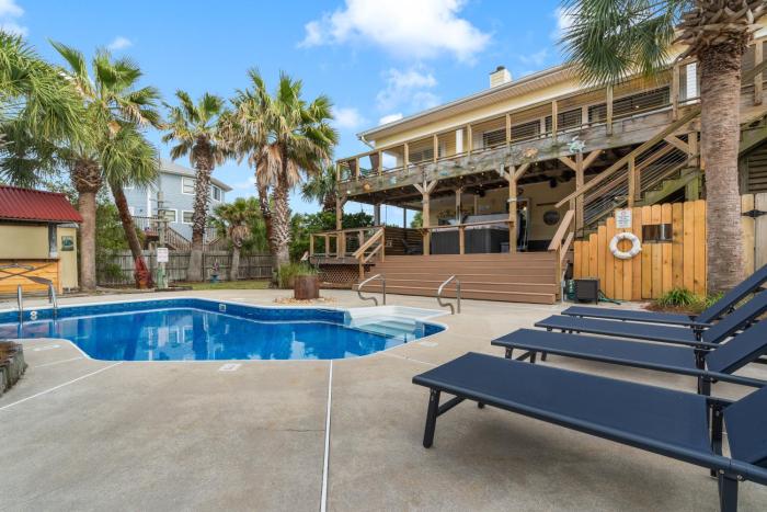 Flip Side Oasis Beach House