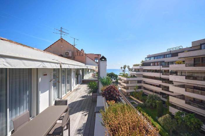 2 Bedroom Sea View penthouse apartment near La Croisette Miami Penthouse