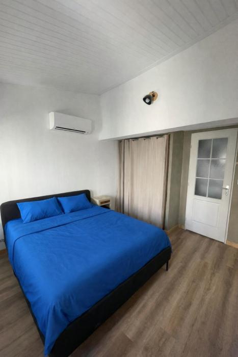 3- Appartement climatisé, dans le centre historique d Aubenas