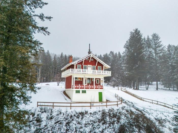 Edelweiss Village & Resort – Chalet Edward & Walter Feuz
