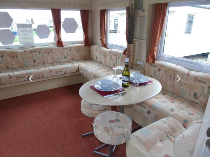 6 berth caravan on sealands park