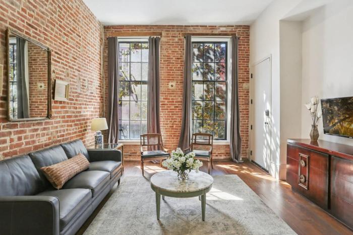 Mega 4 Condo Suite Near French Quarter 8BR 8BA