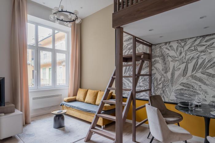 Cozy Pastel & Botanical Mezzanine Studios