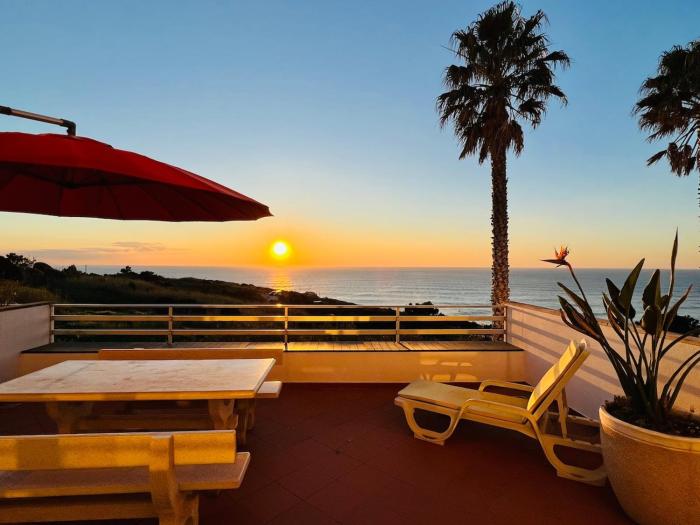 JM House Sea View
