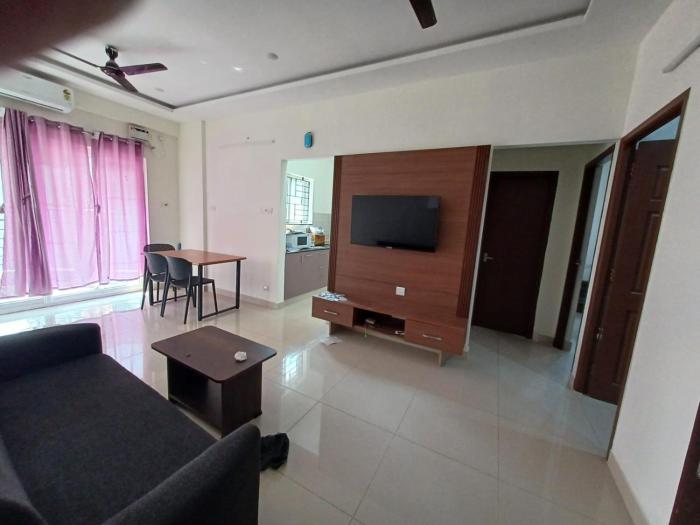 Elite Living -Fully Furnished 2BHK in Gated Community