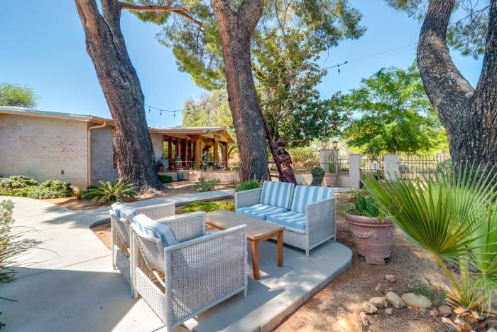 Hike, Shop and Unwind Tucson Home with Hot Tub Access