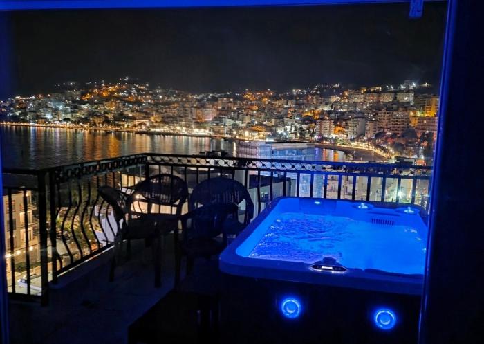 Duplex Penthouse with Jacuzzi