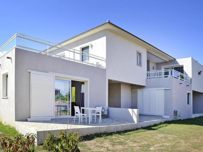 Apartment in Corsica near Sandy Beach