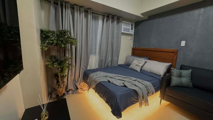 Jedis Studio 1220 by Nap&Cuddles