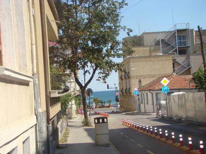 South Beach Apartment San Stefano with 3 Bedroom, Garden and Free Garage