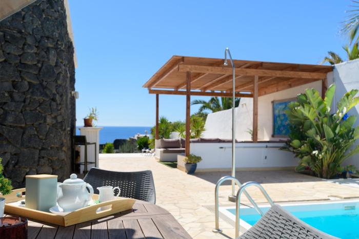 Casa Atlantico -Puerto Calero Lanzarote. Piscina
