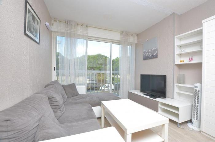 Appartement P2 cabine au Grau du Roi à 150m de la plage et parking privé !