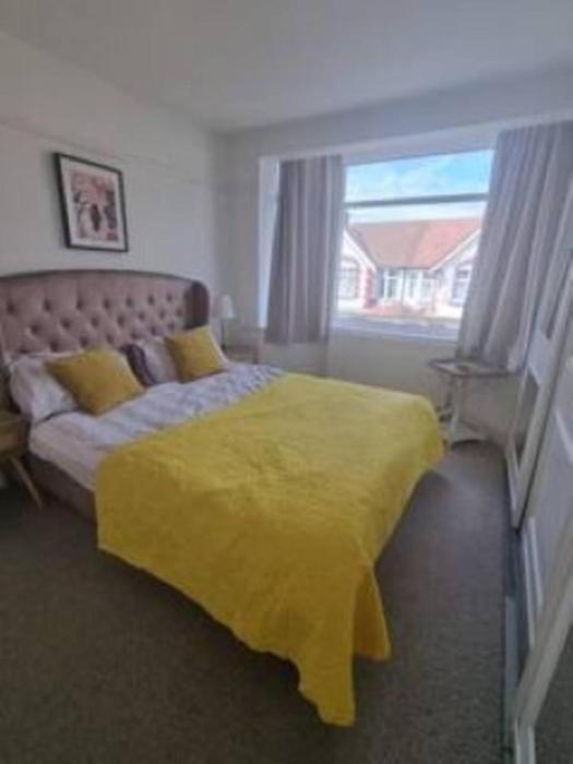 Spacious 3 Bed House-Central London-Garden-Parking