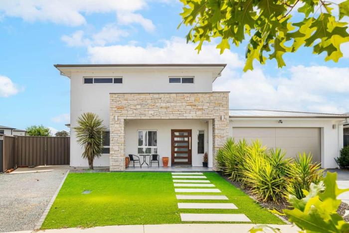 Charming 5-Bedroom House