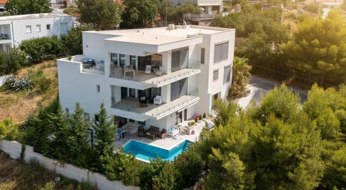 Villa Berfami Excelsior - Pool & Sea Views
