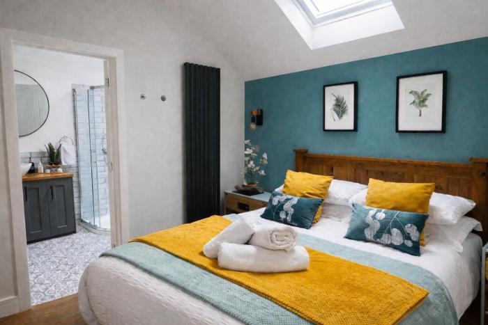 Couples Retreat Cosy Modern Cottage ,Near Carlisle, the Borders and the Pennines , near village pub & in peaceful village location