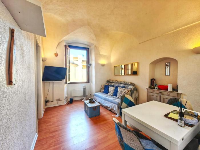 Apartment in the heart of Bordighera Alta