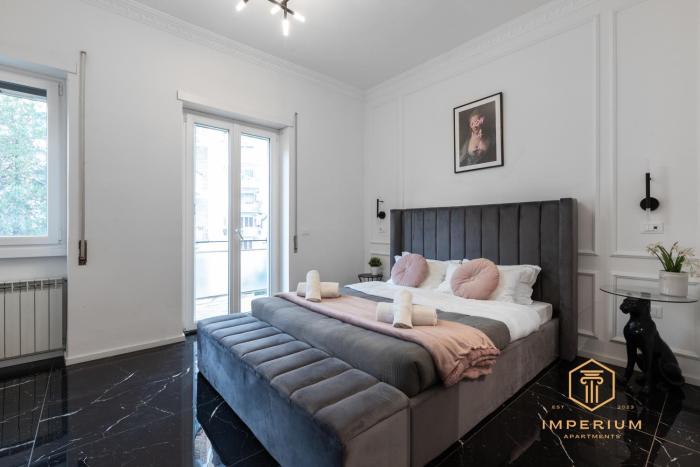 Nana Rooms Guesthouse - 200mt to Metro, near Vatican, A-C, pvt bathrooms