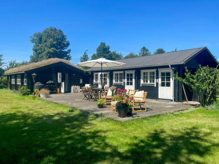 Grass-Roofed Cottage With Fruit Garden In Skaverup